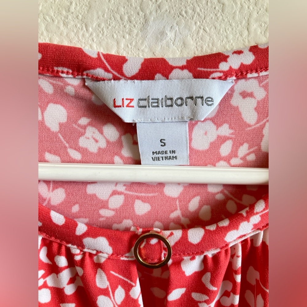 Liz Claiborne Coral Red and White Floral Blouse Size S - Picture 2 of 8